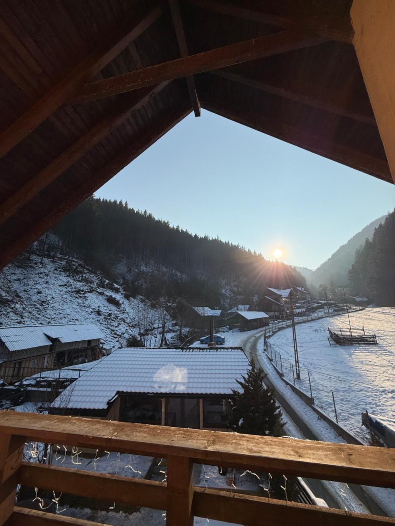 Vila Casa Maryon Rucăr Exteriér fotografie